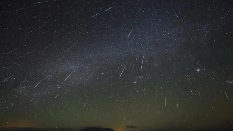 Stargazing Delight: Get Ready for the Dazzling Eta Aquarids Meteor Shower at Its Stunning Peak