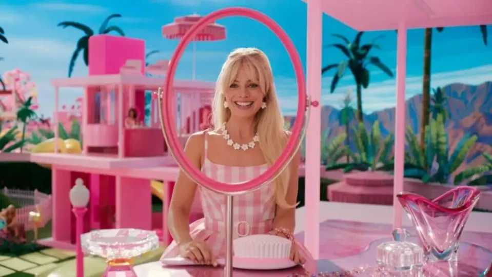 Magic Without Chroma Key: Barbie Crafts Her Fantasy World in Astounding Fashion