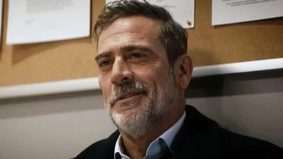 Jeffrey Dean Morgan can be seen in an iconic image from Season 4 of The Boys