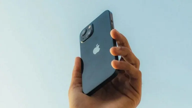 Si buscas un iPhone barato, este modelo de 2021 acaba de caer a mínimos en Amazon