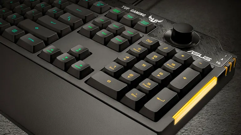 ASUS tiene este teclado gaming personalizable a un precio de unos 40 euros gracias a esta rebaja
