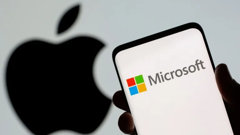 Por primera vez en una década, Microsoft va a vencer a Apple en su terreno
