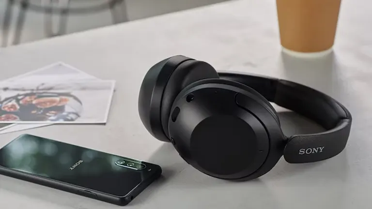 Cancelación de ruido y una gran rebaja de unos 74 euros: estos auriculares de Sony pueden ser una muy buena compra