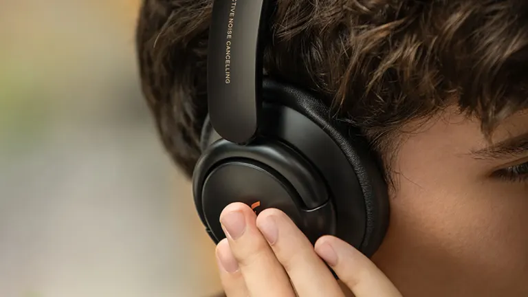 Gran relación calidad-precio y un descuento del 25%: estos auriculares Bluetooth Soundcore son ahora una compra ideal