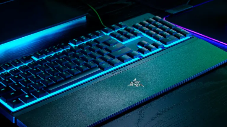Razer tiene uno de los teclados más silenciosos y ligeros, y este ahora puede ser tuyo con un precio rebajado en Amazon