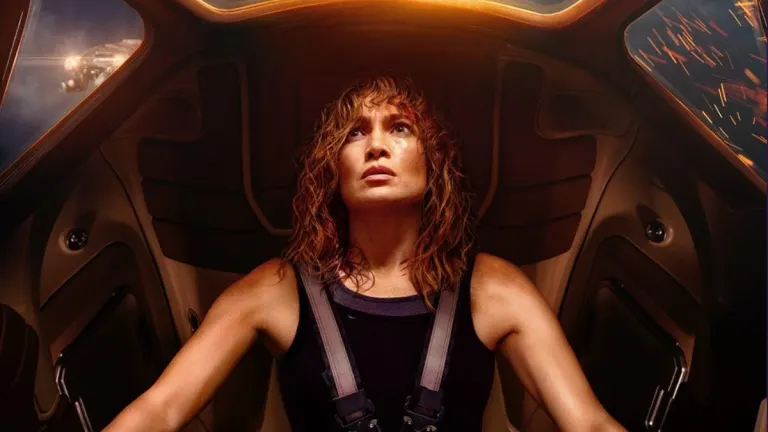 Netflix estrena el nuevo tráiler de la película de ciencia ficción de Jennifer López