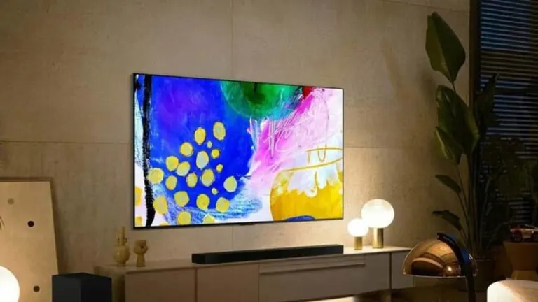 ¡Chollazo! 1000 euros de descuento y barra de sonido de regalo con esta TV LG OLED de 55 pulgadas