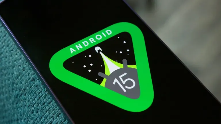 Imagen de artículo: Android 15 esconde un eas…