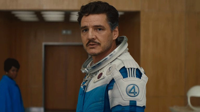 Pedro Pascal se muestra e…