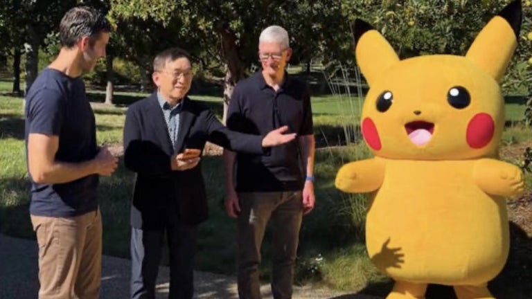 Pikachu visita el Apple P…