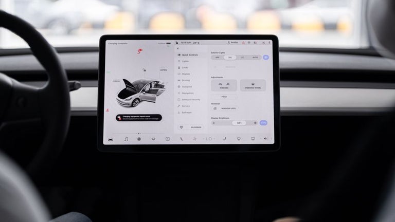 El automóvil ya mira más …