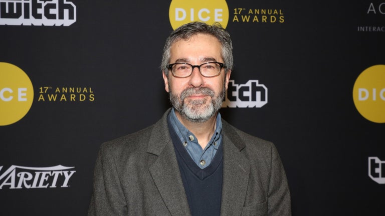 Warren Spector anuncia su…