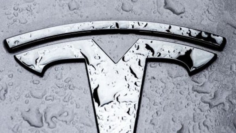Tesla supera previsiones …