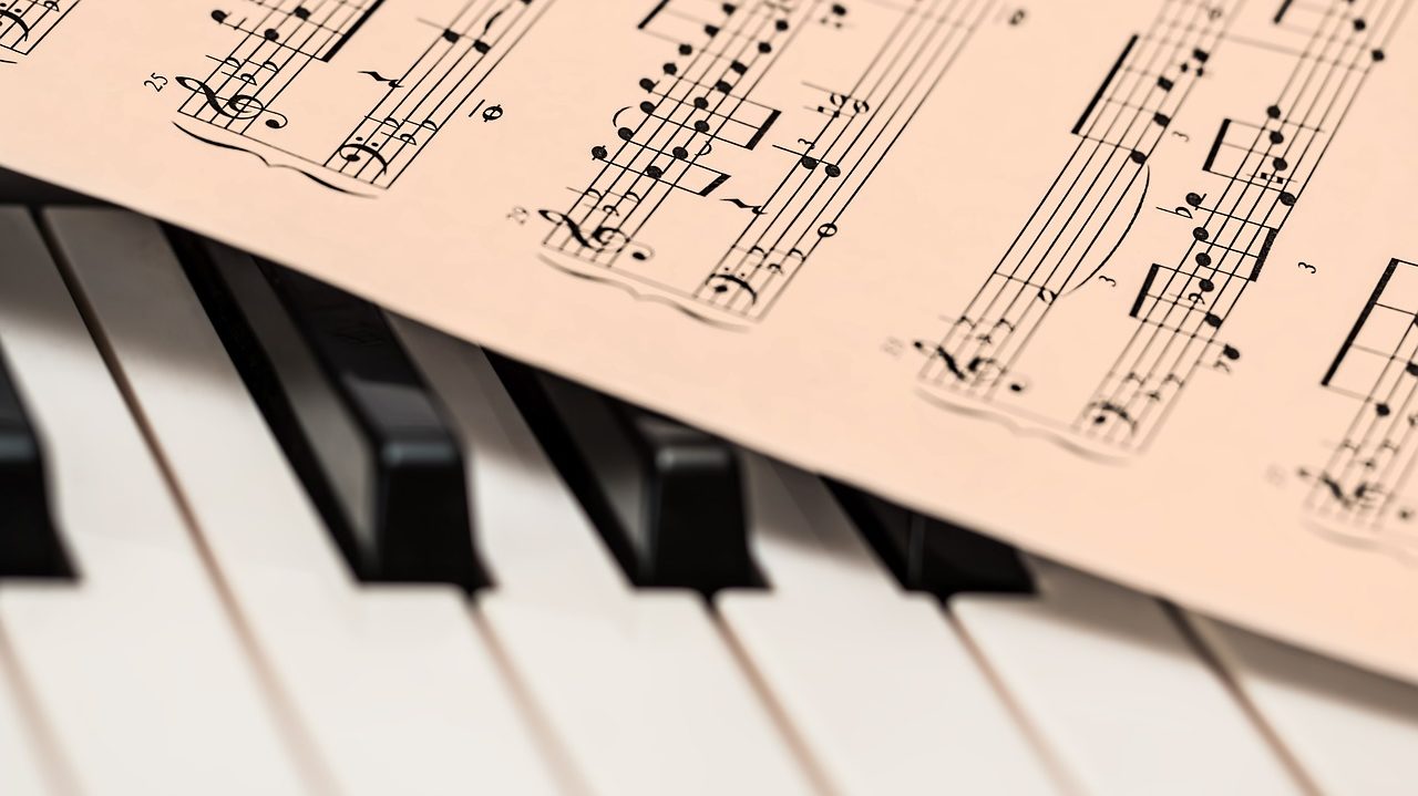 Discover free sheet music…