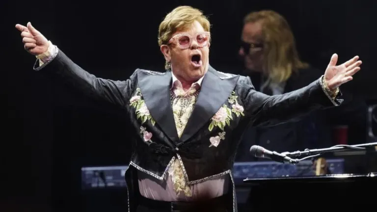 Get Ready for Elton John’s Epic Barcelona Concert: Dates, Schedule, and Venue Revealed