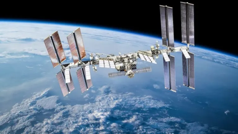 Unprecedented Event: Contact with International Space Station Lost for the First Time in History