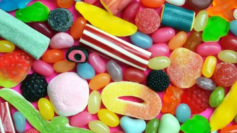 Satisfy Your Cravings: The Top 10 Delectable Trinkets You Must Try!