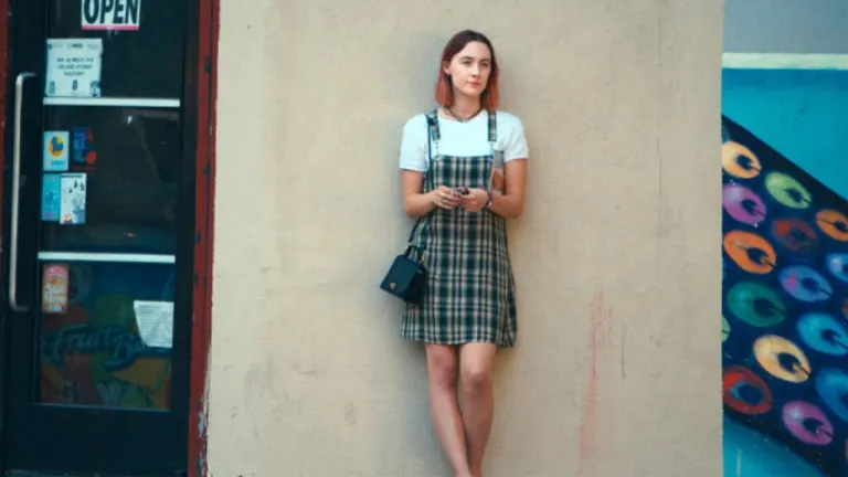 Unveiling “Lady Bird”: The Lesser-Known Gem that Paved Greta Gerwig’s Path to Directing “Barbie