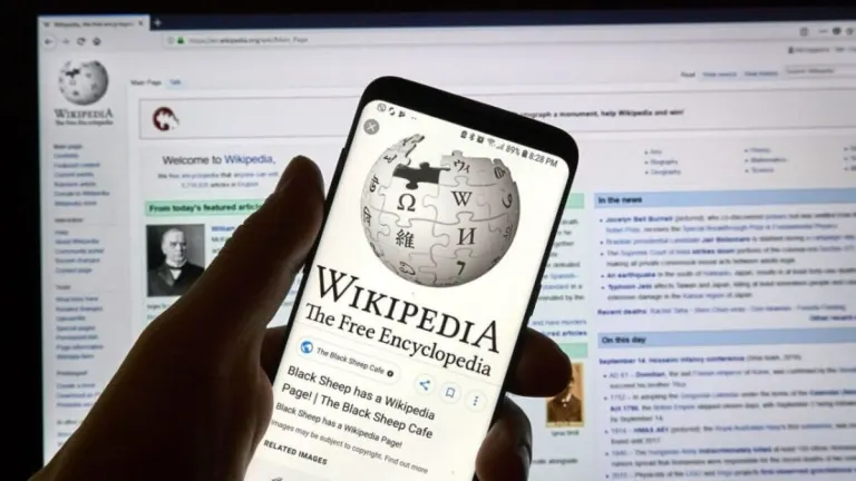 From Epic to Brief: Wikipedia’s Longest and Shortest Articles Defy All Predictions
