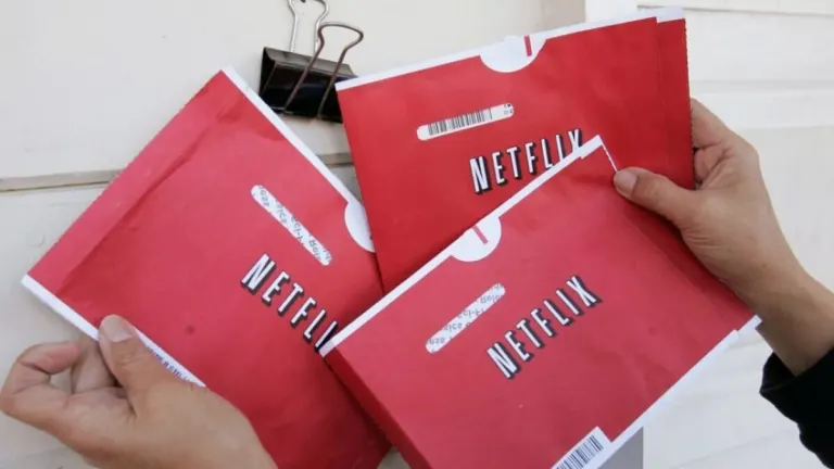 Netflix sends its latest DVDs to customers: "there is no need to return them"