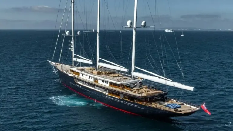 Image of article: When your yacht is so big…