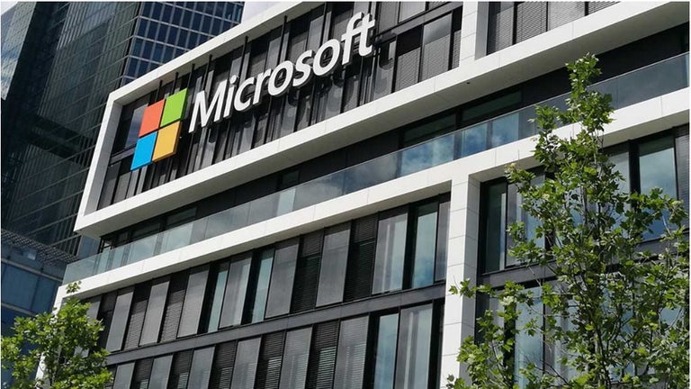 Why is Microsoft withdrawing two of its most successful software? The fault lies with the cloud