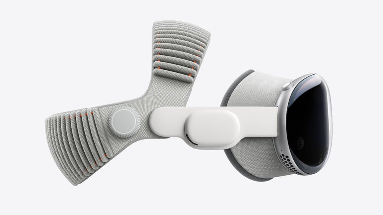 Apple reportedly cuts aro…