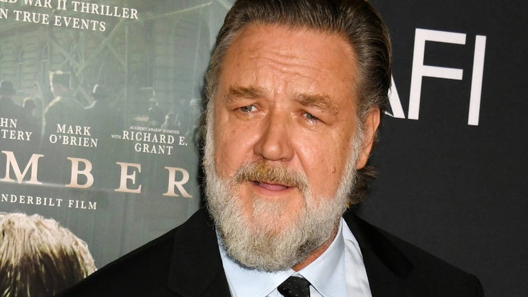 Bluefly casts Russell Cro…