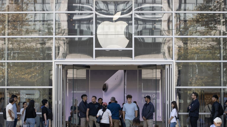 AppleCare One vs AppleCar…