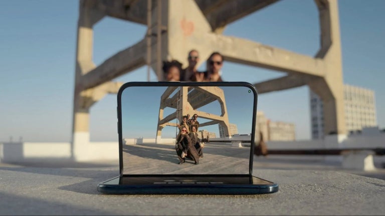 The iPhone Duo may not ha…