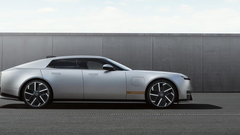 Jaguar unveils the Type 0…