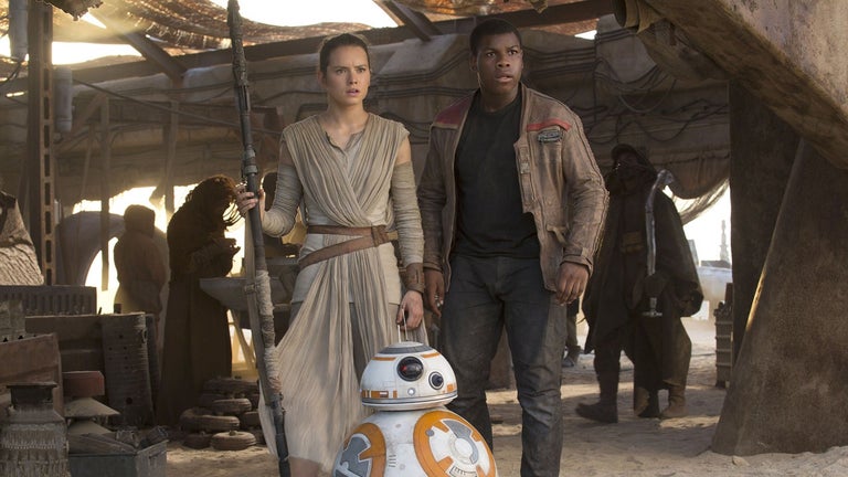 John Boyega n'est pas sat…