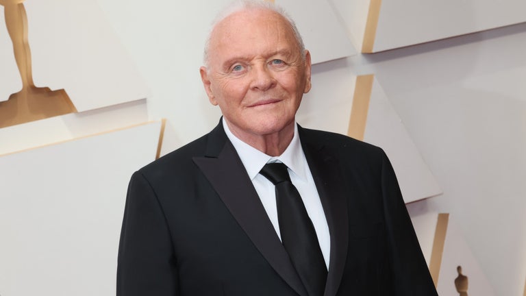 Anthony Hopkins rejoint «…
