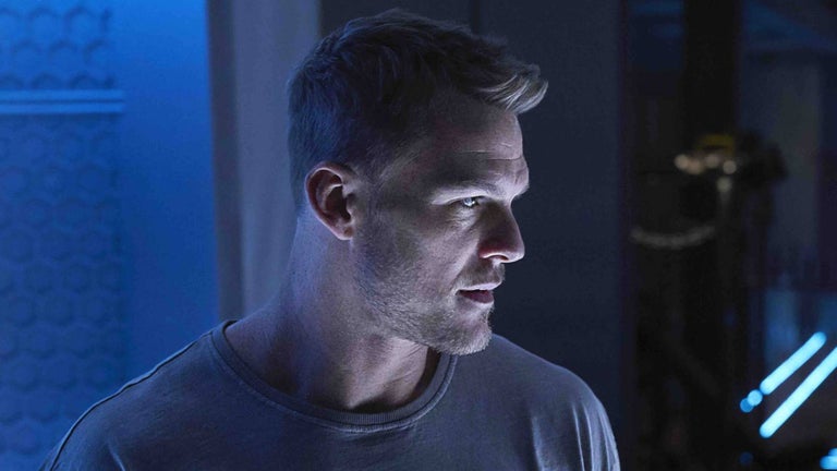 Alan Ritchson : Doom Patr…