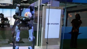 Obraz artykułu: Hyundai wdraża roboty Atl…