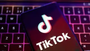 TikTok se va a la huelga: los moderadores en España no aguantan más daño a su salud mental