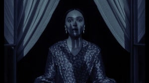 El director del remake de…