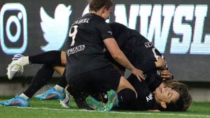 Imagen del artículo: El fútbol femenino ya es …