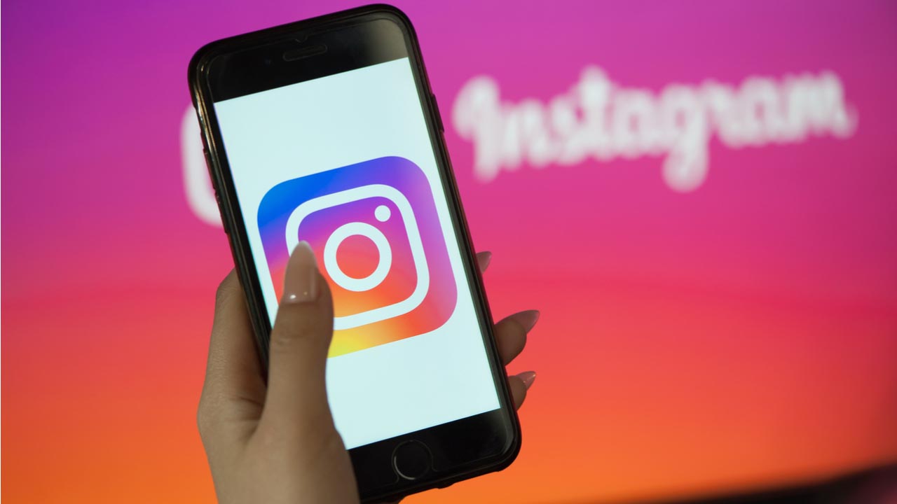 Instagram Direct brings D…