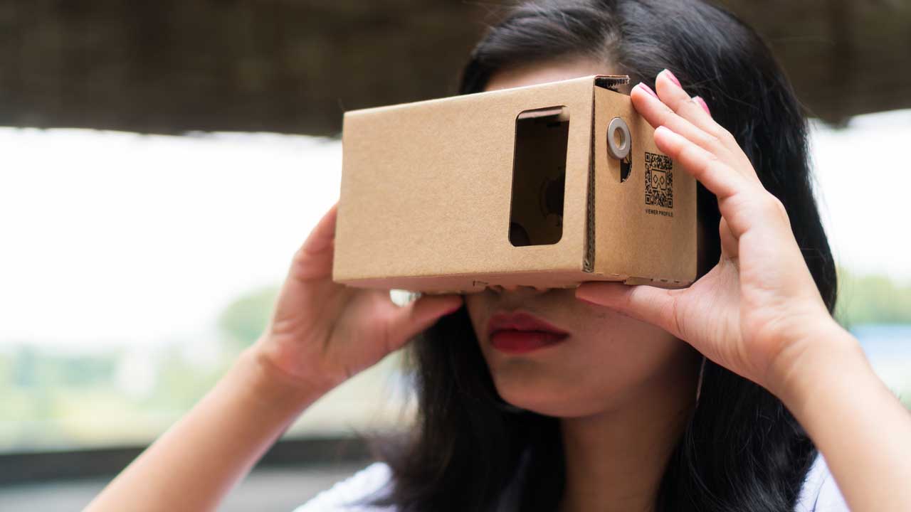 Google Cardboard VR apps …