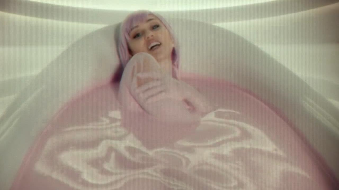 Black Mirror Season 5 tra…