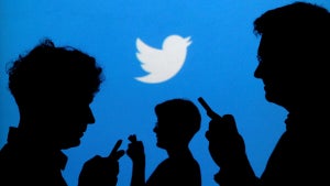 Twitter down: Millions of…
