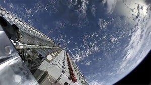 Image of article: Starlink satellites to st…