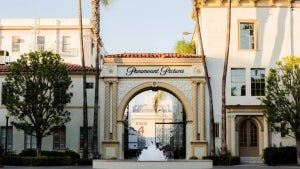 Image of article: Bombshell in Hollywood: S…