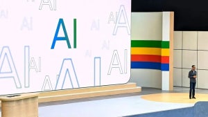 Image of article: Google is manually removi…