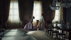 This series, in the purest Bridgerton style, will delight the most romantic and has been renewed for another season