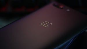 Image of article: OnePlus 16 may finally br…