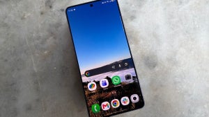 Image of article: Samsung tests 6,000mAh Ga…