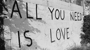 Image de l’article : Toujours célibataire? Les…