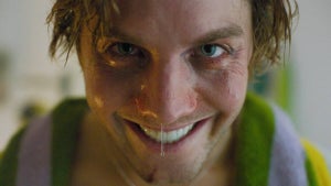 Si vous êtes capable de garder le sourire pendant 7 minutes, vous pourrez voir cet aperçu exclusif de Smile 2